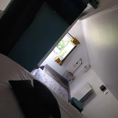 Сasa de vacaciones Maisonnette En Bord De Riviere Tout Pres Du Mans La Bazoge